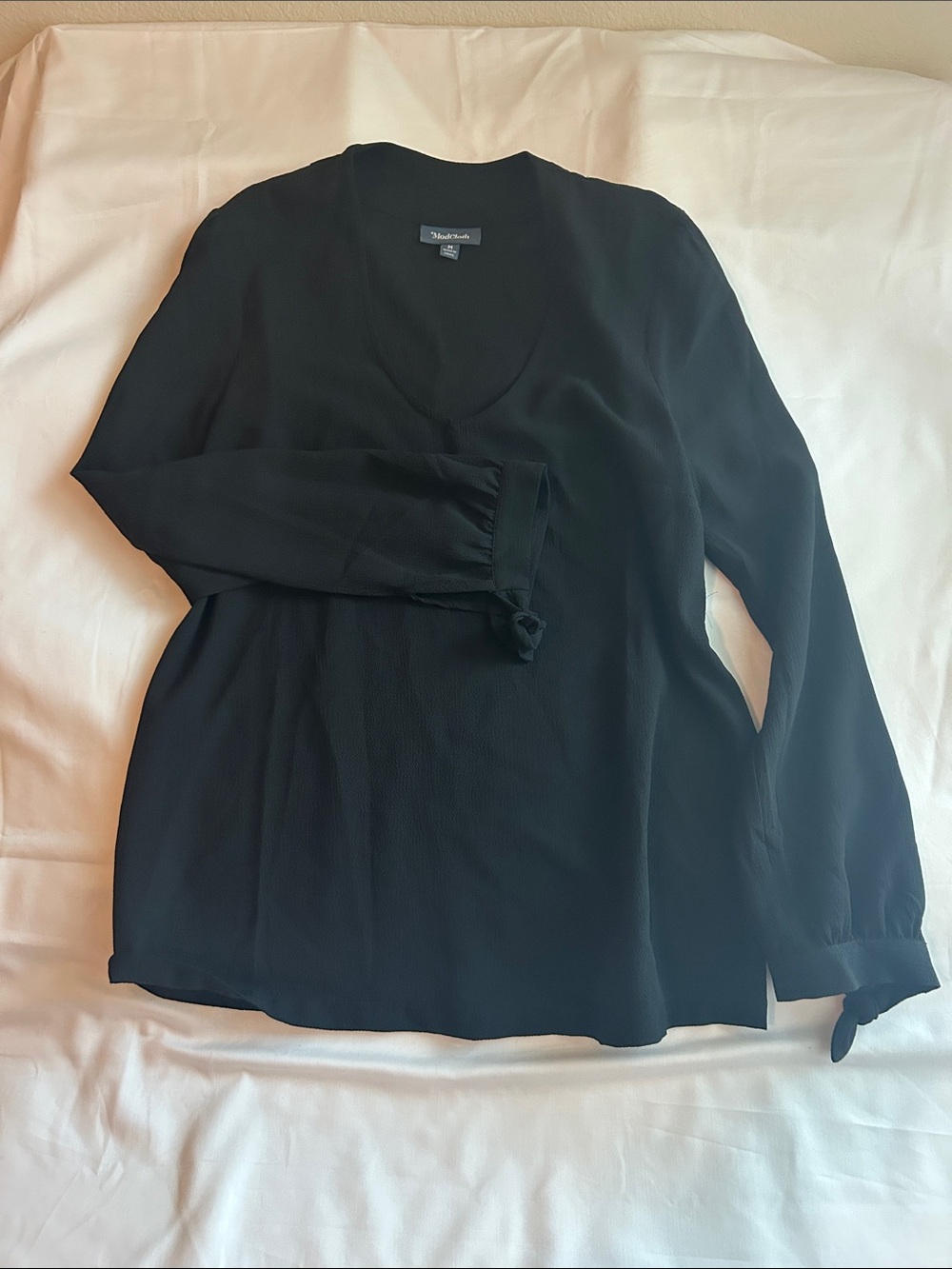 Modcloth Black V-Neck Long Sleeve Blouse